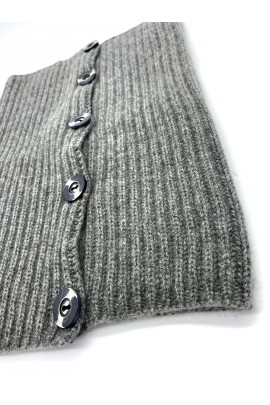 Pure Cashmere Neck Warmer with buttons closure