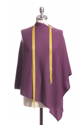 Poncho asimmetrico in puro cashmere